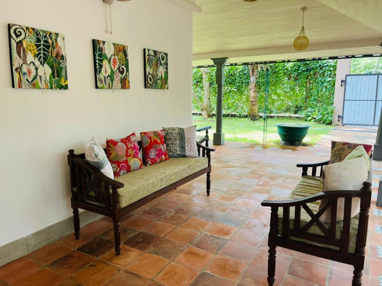 Agora Villa By Esperanza Tangalle Esterno foto