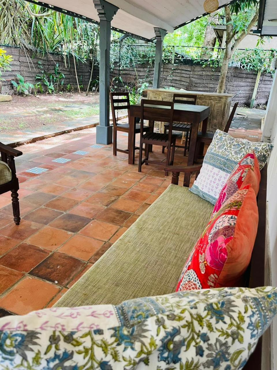 Agora Villa By Esperanza Tangalle Esterno foto