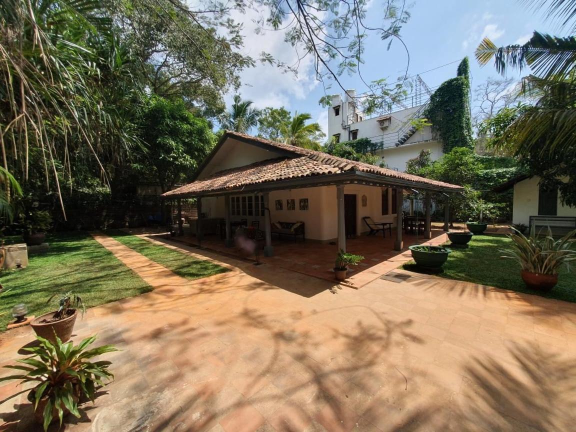 Agora Villa By Esperanza Tangalle Esterno foto